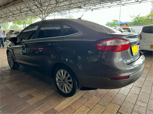 Ford Fiesta 1.6 Titanium Mt