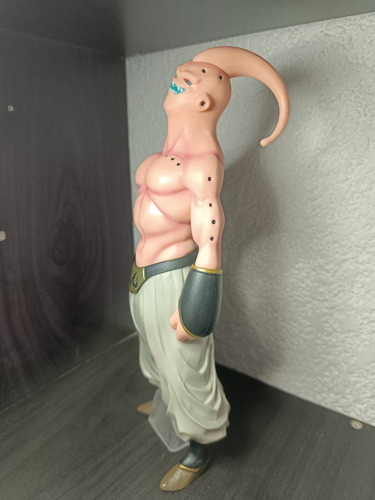 Figura Dragon Ball Z Majin Boo 28cm (Usado)