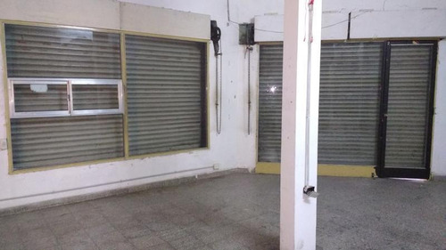 Imagen 4 de 8 de Alquiler Local Apto Deposito 35 M2 Valentin Alsina