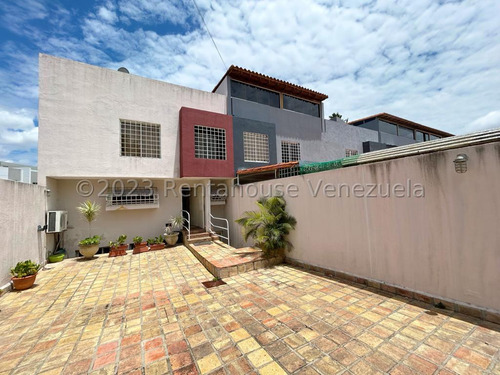 Bella Casa En Alquiler En Barquisimeto Jr