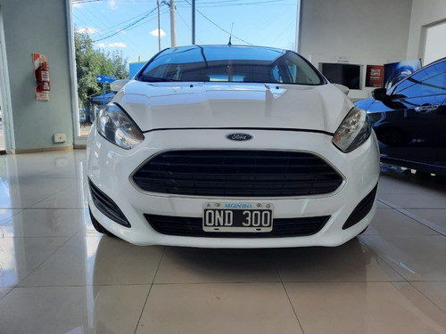 Ford Fiesta Kinetic S 1.6 Mt 2015
