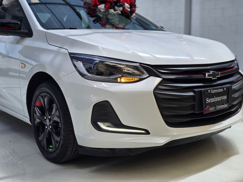 Chevrolet Onix 1.0T Premier Red Line At