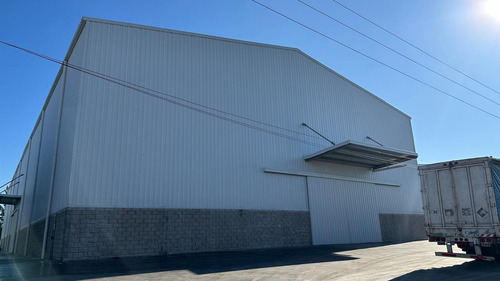 Alquiler Nave Industrial Premium En El Parque Industrial (pibera) 4200m2
