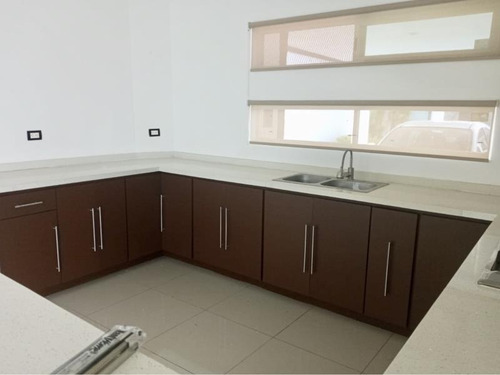 Imagen 3 de 12 de Casa Sola En Renta Residencial El Vergel