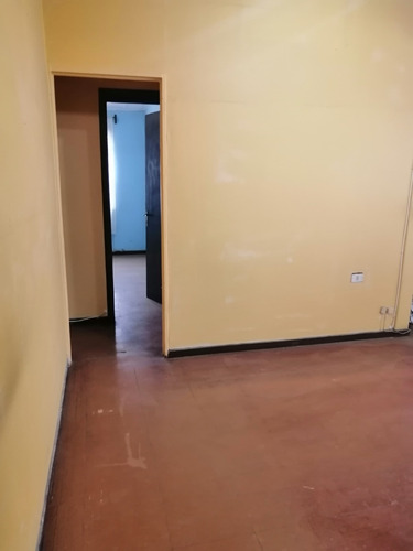 Casa Amplia Con Tres Dormitorios En Playa Ancha, Valparaiso