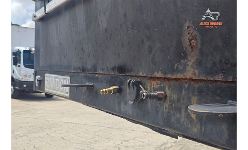 Carreta Randon Graneleiro Ls 12,35m Com Pneus E Cozinha