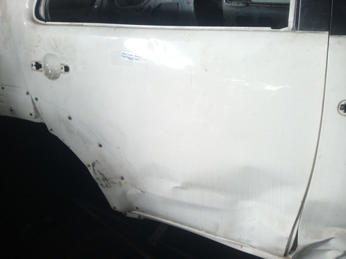 Puerta Trasera Derecha Toyota Fortuner 2008