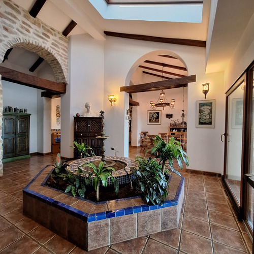 Venta De Casa Remodelada En Loma Real Playa El Ángel Pampatar