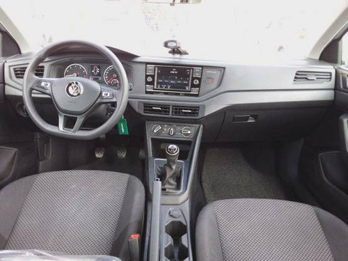 Imagem 3 de 9 de Volkswagen Virtus 1.6 Msi Total Flex Manual