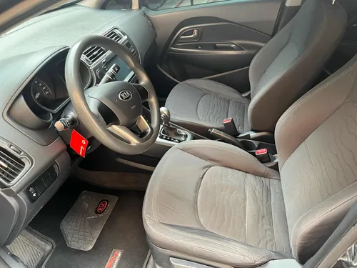 Kia Rio 1.4 At