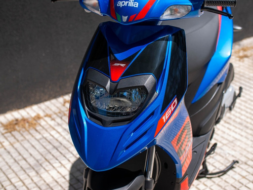 Imagen 18 de 25 de Aprilia Sr 160 Azul Financiacion Abs Inyeccion Concesionario