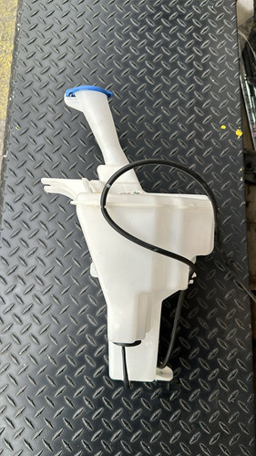 Depósito Wipers Kia Forte 2017 2018 (Usado)
