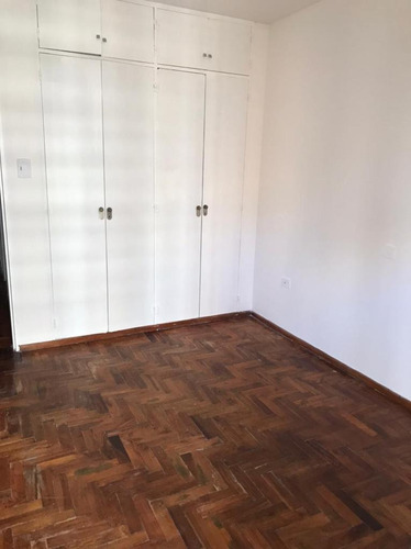 Imagen 8 de 8 de Venta Departamento De 2 Dormitorios Y Medio En Barrio Nueva Córdoba.