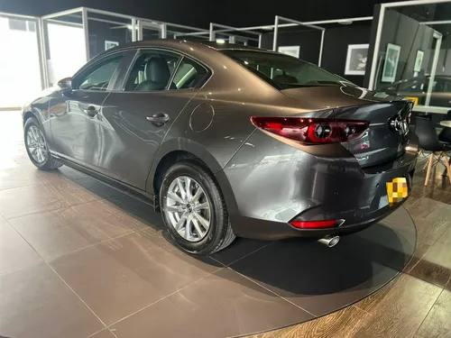 Mazda 3 Touring Hibrido 2.0/ 2026 Ms