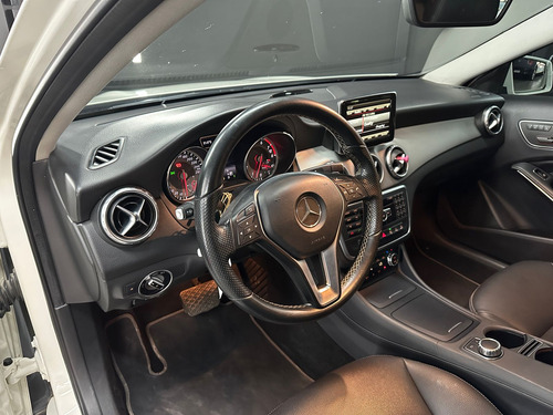 Mercedes Benz Gla 250 4matic Urban