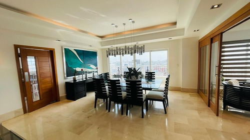 Apartamento Penthouse Amueblado En Alquiler En Evaristo Morales, Cercano A Sectores Como Piantini, Paraiso