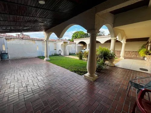 Casa En Venta Urb. San Jacinto