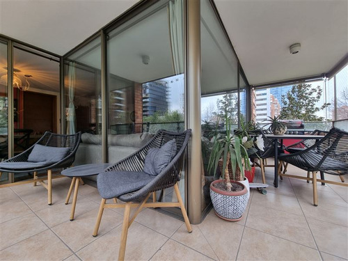 Departamento En Venta De 4 Dorm. En Las Condes