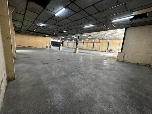 Arriendo De Bodega Con Excelente Ubicación Metro Einstein
