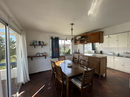 Apartamento De 3 Dormitorios En Alquiler De Temporada En La Barra