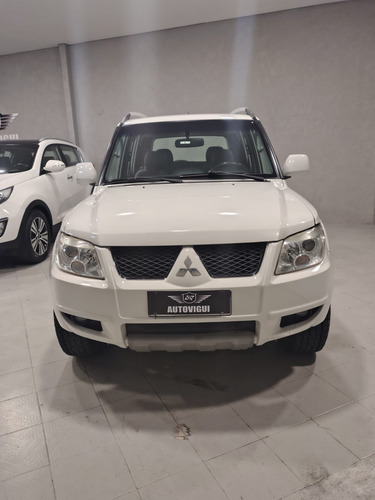Mitsubishi Pajero TR4 2.0 4x2 Flex Aut. 5p