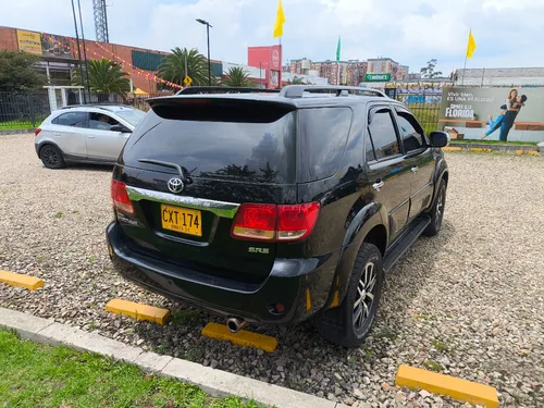 Toyota Fortuner 4.0 Sr5
