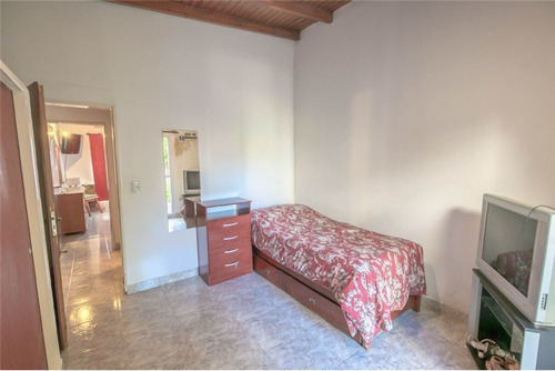 Imagen 25 de 30 de Casa 2 Dormitorios En Venta Entre Caminos Gonnet