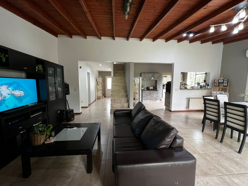 Imagen 5 de 30 de Venta Casa, Barrio Altos Del Sol, Parque Leloir Ituzaingó