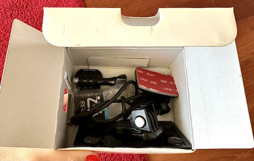Cámara Gopro Hero Black 8 Wifi Con 11 Accesorios (Usado)