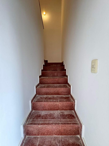 Alquiler Duplex A Metros De Av. Sabattini - 2 Dorm Con Cochera Y Patio - Veni A Verlo!