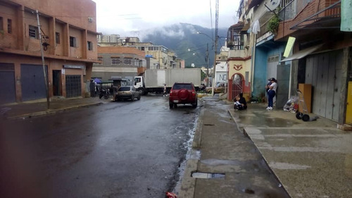 Imagen 7 de 7 de Alquilo Local En Catia Pg A 2.000