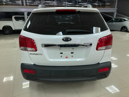 Imagen 4 de 14 de Kia Sorento Ex 2.4l 4x2 2012