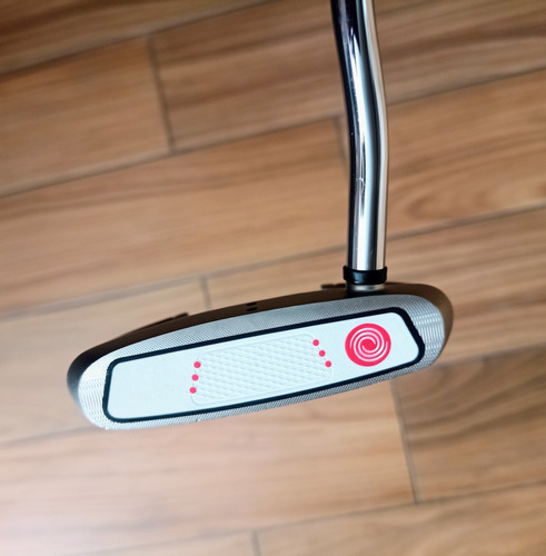 Putter Diestro Odyssey White Hot Xg Sabertooth Regular 