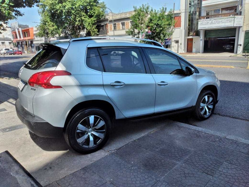 Imagen 6 de 13 de Peugeot 2008 2016 1.6 Feline