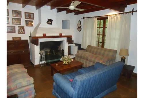 Imagen 5 de 19 de Casa Con Pileta De Natación En Venta En Manzanares
