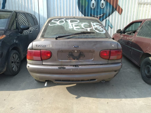 Ford Escort Gl 16v 1997 Sucata Para Retirada De Peças