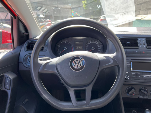 Volkswagen Vento 1.6 Starline At