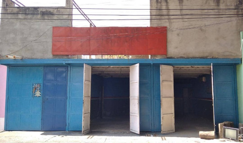 Local En Alquiler En El Barrio Lourdes, Av Constitución De Maracay.