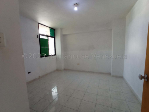 Imagen 19 de 28 de Apartamento En Alquiler San Jacinto 3h/2b Estef 23-25863