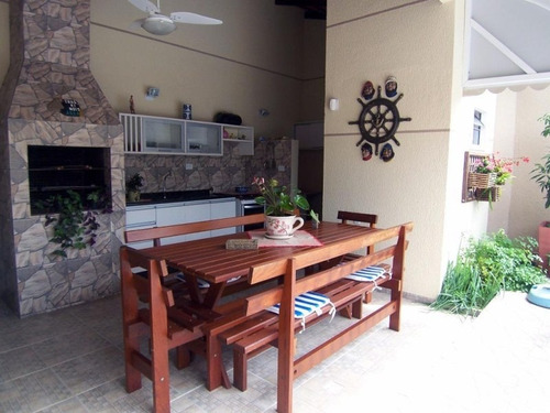 Imagem 18 de 21 de Casa Com Piscina, 3 Quartos Sendo 1 Suíte, 1 Vaga De Garagem No Coroados Em Guaratuba/pr - Imobiliária África - Ca0055 - 4710103