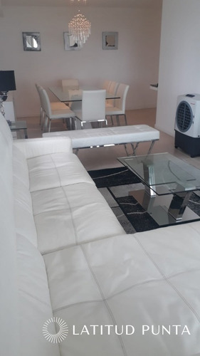 Apartamento En Mansa- Ref: 616