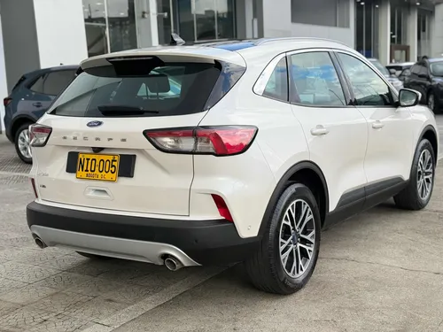 Ford Escape 2.0 Titanium