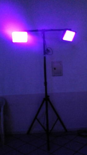 Imagen 7 de 9 de Alquiler De Luces De Neon Luz Negra Uv Led Roboticas Moviles