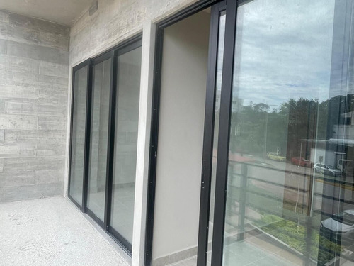 Departamento Para Estrenar Con Roof Garden En Av Nader Cancun