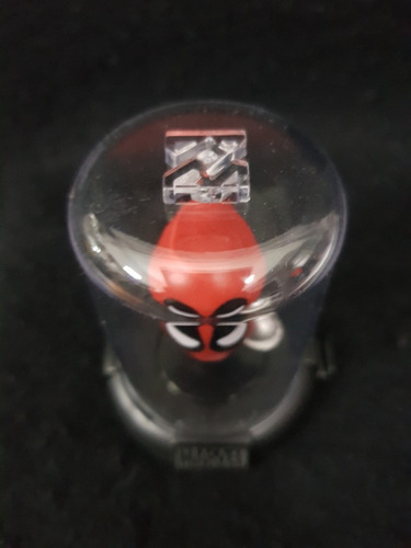 Domez Deadpool Mesero