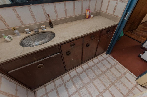 Venta Casa 5 Amb, Parque Y Garage (permuta) - Parque Avellada Apto Credito