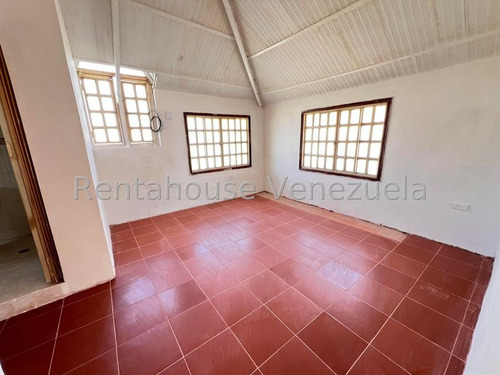 Mepm Casa En Venta Santa Rosalia 25-21613