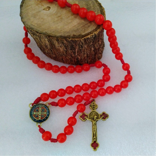 Terço Católico São Bento Resina Religioso Cruz Sagrada Rezar Cor Vermelho Claro