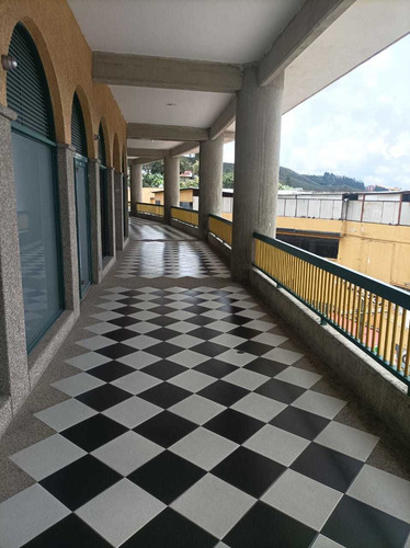 Imagen 3 de 13 de Local En Venta De 10m2 En Cc Coliseo Cerca La Rosaleda San Antonio