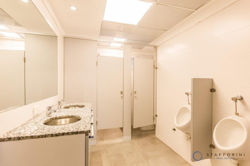 Imagen 9 de 30 de Oficina De 4 Ambientes A Estrenar En Recoleta - Balcón Y Terraza